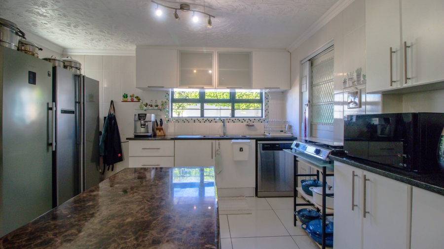 4 Bedroom Property for Sale in Pinelands Western Cape